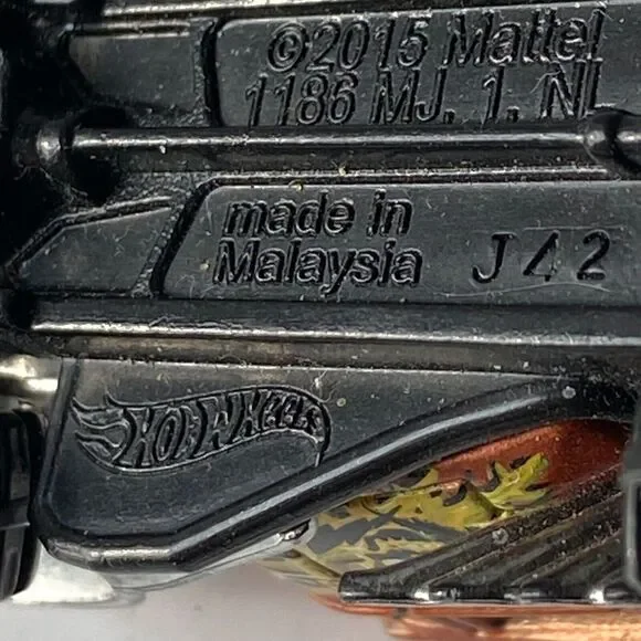 Hot Wheels Baja Bone Shaker 8/10 Diecast Truck 91/365 HW Daredevils 2015 Orange - Picture 3 of 13